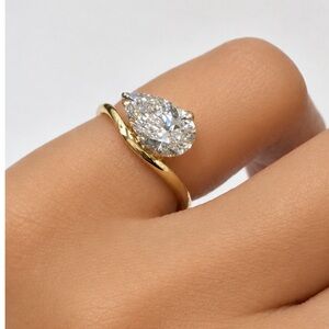 Gold Teardrop Diamond lab Ring - Elegant Women’s Fine 10k Ring pear Diamond -3